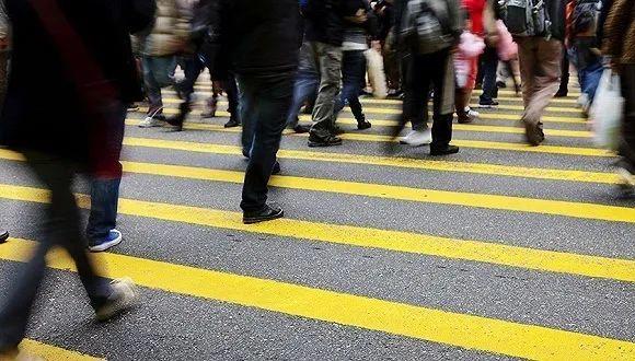 
某投行在發(fā)放獎金后，流失約20名投資